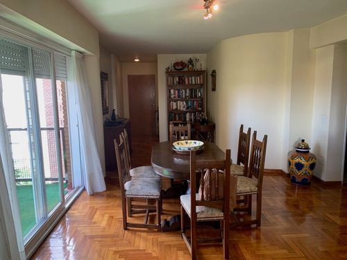 Departamento Semipiso Con Cochera Y Dependencia En Venta Ubicado En Acassuso,