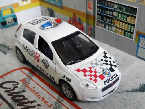 Imagem 3 de 7 de Miniatura Fiat Punto Polícia Militar Pm Sp - Atual