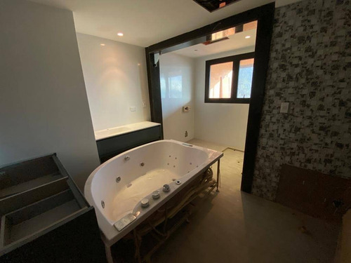 Imagen 16 de 28 de Adriana Castellanos Ofrece Espectacular Penthouse En Venta En La Trigaleña Cod. 166138
