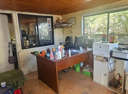 Terreno 1.100 M² Comercial Con Galpones En Coronel