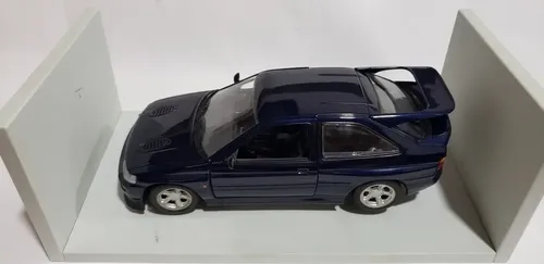 Miniatura Do Ford Escort Rs Cosworth - 1995 - 1:18 - Ut | MercadoLivre