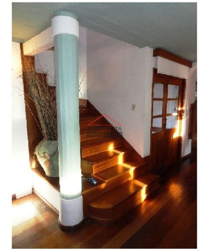 Casa En Pinares, 3 Dormitorios *- Ref: 4018