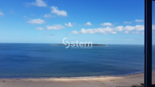 Imagen 1 de 27 de Venta Penthouse 5 Dormitorios, Playa Mansa, Punta Del Este