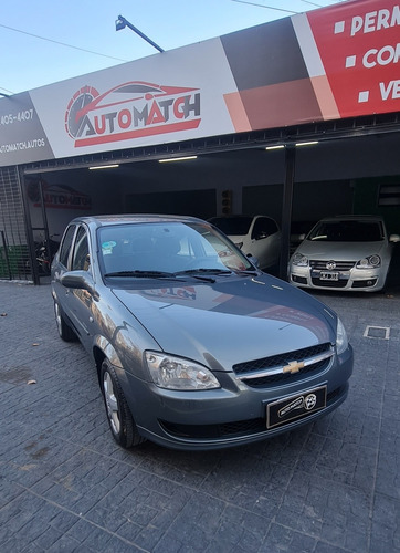 Imagen 8 de 18 de Chevrolet Classic 2013 1.4 Lt Spirit Pack