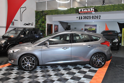 Ford Focus Focus Hatch Titanium 2.0 PowerShift