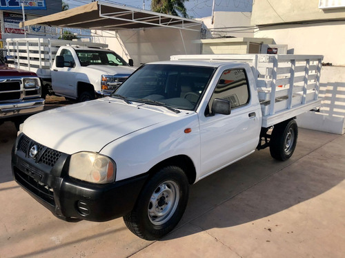 Imagen 9 de 10 de Nissan Np300 2014