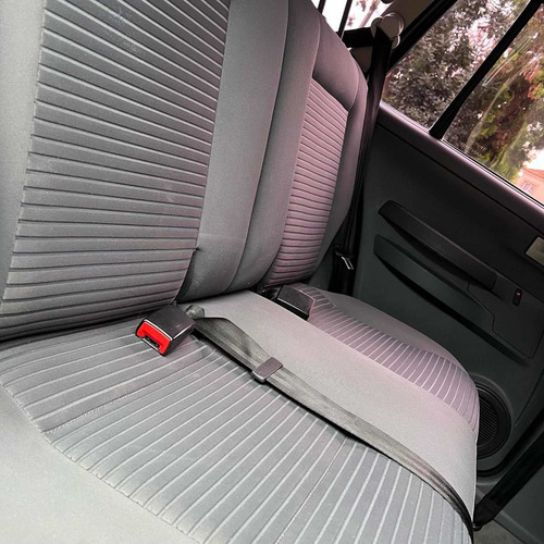 Imagen 18 de 18 de Volkswagen Suran 2010 1.6 Highline 101cv 11c