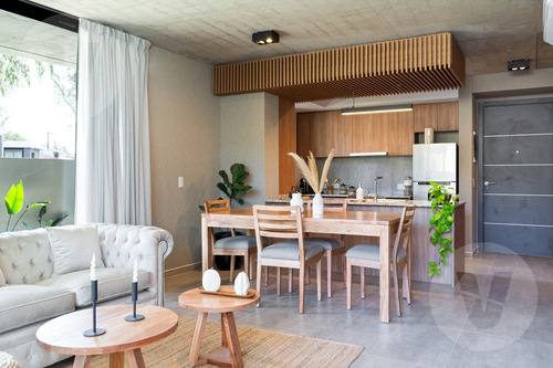 Departamento En Venta - Canning, Cabral 3300