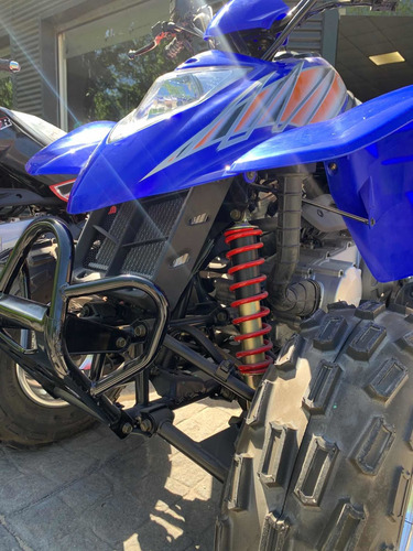 Cuatriciclo Kymco (no Honda, No Yamaha)