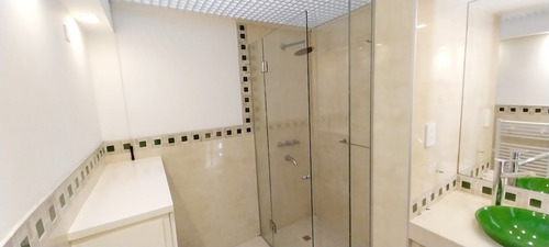 Se Vende Hermosa Casa Con Pileta En B° Lomas De San Martín