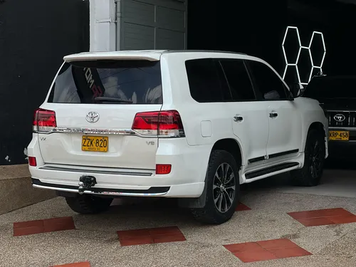 Toyota Land Cruiser 4.5 Vxr Lc200