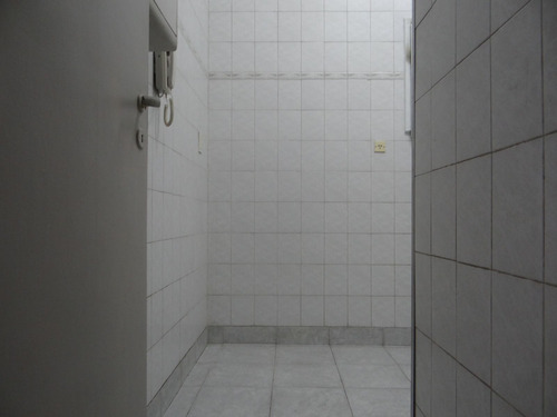 Departamento 2 Amb En Planta Baja Al Frente .villa Crespo