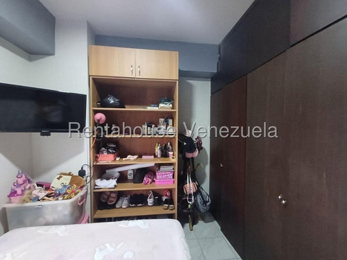 Rent-a-house Vende Hermoso Apartamento, Amoblado, Piso Medio, Parque Aragua, Maracay, Estado Aragua, 25-22907 Gf.