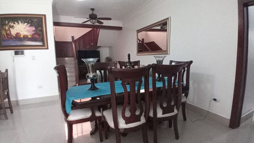 Penthouse En Venta Ubicado En Excelente Zona De San Francisco De Macoris