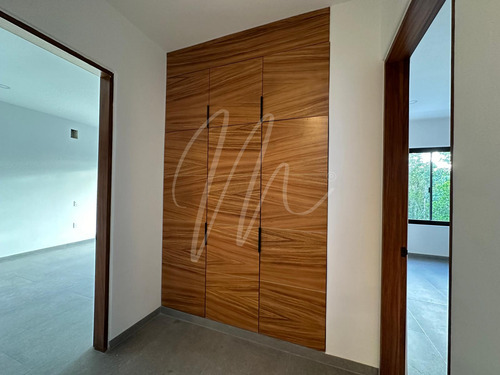 Casa En Venta En Cancun, Via Cumbres Residencial