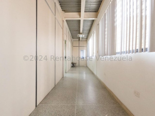 Milagros Inmuebles Edificio Venta Barquisimeto Lara Zona Centro Economica Residencial Economico Comercial Código Inmobiliaria Rent-a-house 24-21728