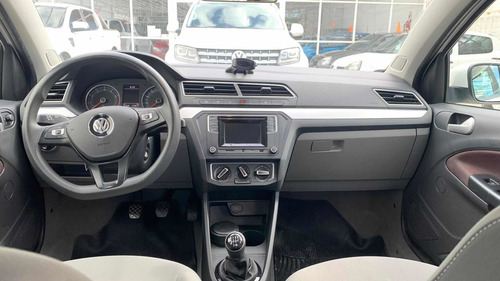 Volkswagen Voyage 1.6 Highline 101cv 2017