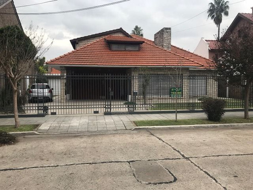 Casa En Venta En Barrio Parque