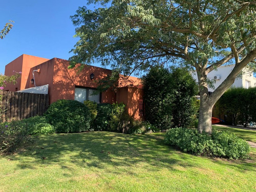 Imagen 8 de 18 de Oportunidad Casa Divina En Venta En Villanueva