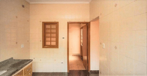 Vendo Casa Assobradada Com Planta Moderna, Com Iluminação Natural, Arejada E Aceita Financiamento Bancário.
