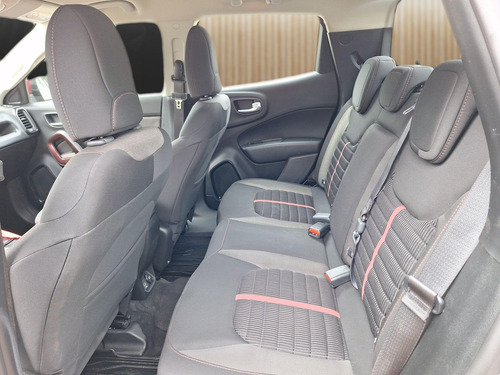 Fiat Toro Freedom 1.8 16V Flex Aut.