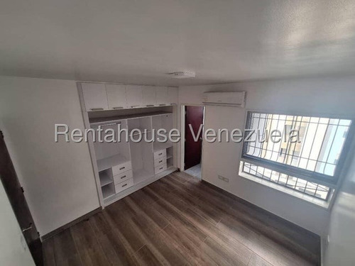 Rm Apartamento En Alquiler En El Recreo, Distrito Metropolitano