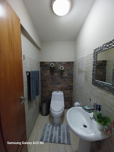 Casa En La Entrada 2 Naguanagua