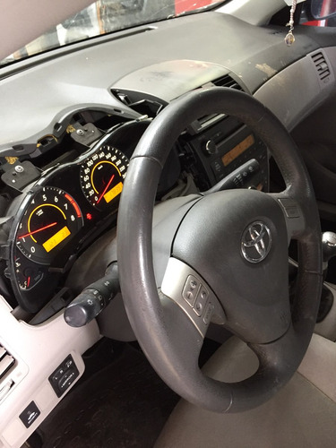 Sucata Toyota Corolla 2015 Gli (somente Em Peças)