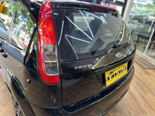 Ford Fiesta 1.0 ROCAM HATCH 8V FLEX 4P MANUAL