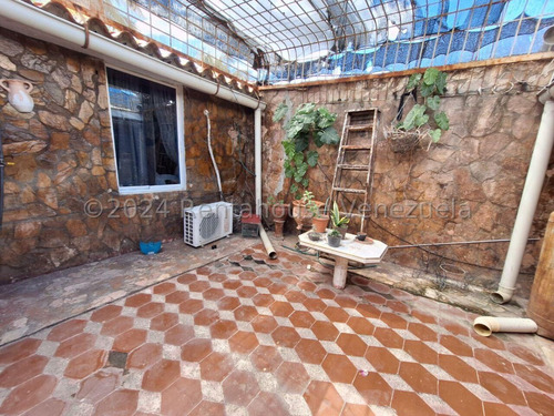 Casa Remodelada Y Ampliada Ubicada En El Trigal De Cabudare,gabriela C