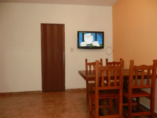Imagen 3 de 15 de Departamento 1 1/2 A Una Cuadra Y Media Plaza Colon