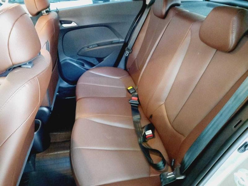 Imagem 9 de 13 de Hyundai Hb20x 1.6 16v Premium Flex 4p Automático 2018/2019