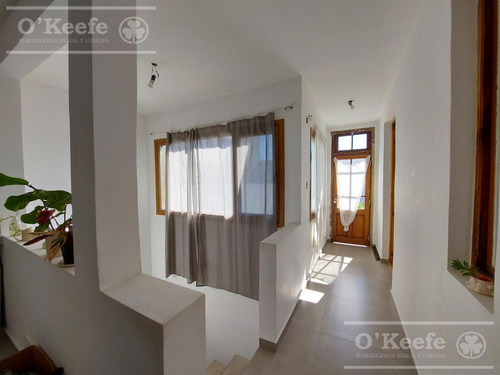 Imagen 9 de 26 de Casa - Quilmes Oeste 4 Ambientes Escritorio/quincho/patio/garage Para Disfrutar!venta .