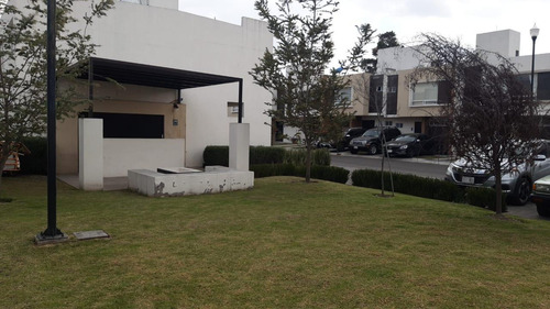 Casa En Renta Paseo Arboleda San Mateo Otzacatipan, A Minutos Del Aeropuerto Toluca.