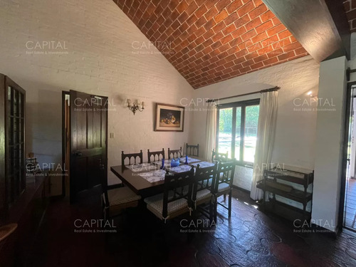 Venta De Espectacular Casa En Barrio Golf