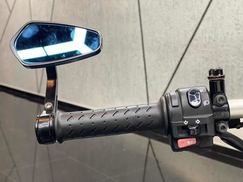 Imagen 10 de 12 de Triumph Speed Triple 1050