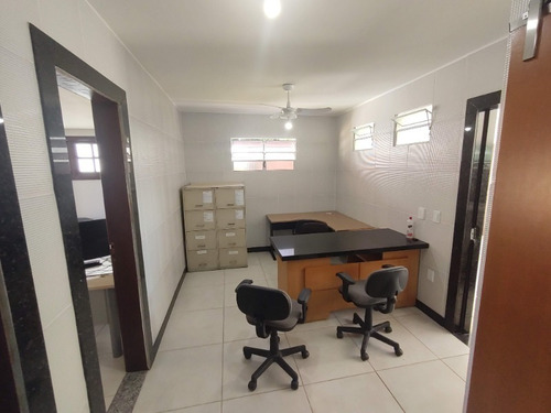 Imagem 9 de 30 de Casa Triplex Enorme De 4 Quartos (4 Suites) De 494m2 E Terreno De 1.312m2 - Ca00029 - 69814375