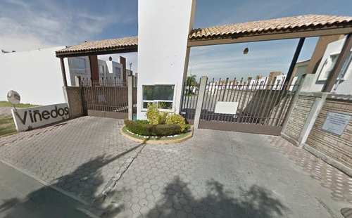 Inmueble Escriturado Con Posesión En Juan C. Bonilla, Colonia Viñedos De Burdeos, Puebla. Sk04