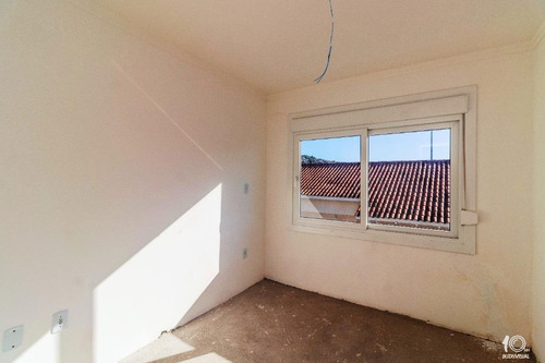 Sobrado Com 2 Dormitórios Sendo Um Suíte, Garagem Para 2 Carros À Venda, 123 M² Por R$ 430.000 - So0154