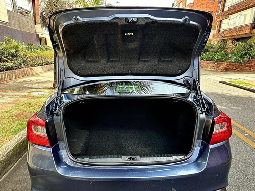 Subaru Legacy 3.6r Eyesight