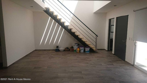 Imagen 2 de 14 de Casa En Renta En Condominio En Life I