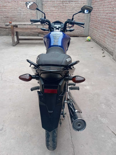 Imagen 2 de 6 de Honda New Titan