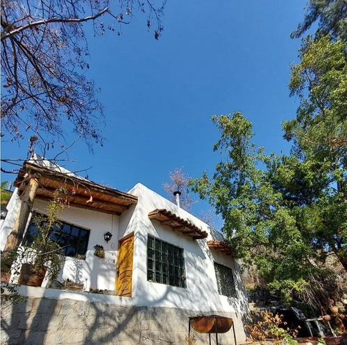 Se Vende Parcela Con 2 Casas En Pirque