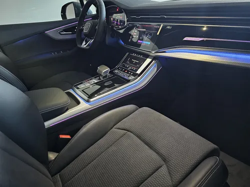 Audi Q7 S-line 2025