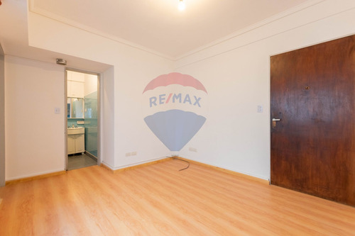 Imagen 3 de 13 de Departamento 2 Amb Venta Balcon, Oportunidad
