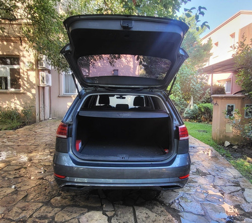 Imagen 4 de 8 de Volkswagen Golf Variant 1,4 Comfortline Dsg