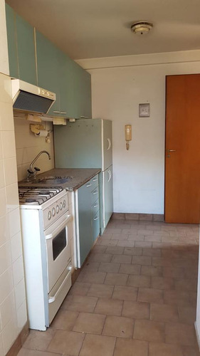 Departamento En Venta - 2 Dormitorios 1 Baño 1 Cochera - 54mts2 - Tolosa