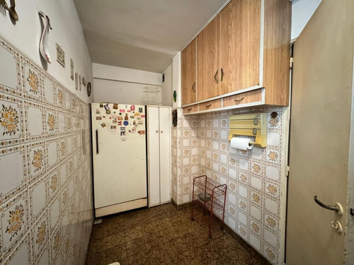 Venta De Departamento 4 Ambientes En Av Independencia 2500