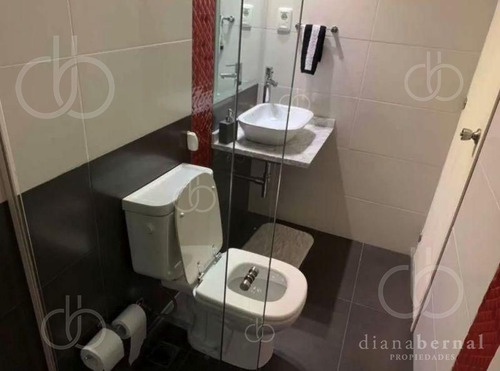 Imagen 9 de 14 de Casa En Punta Del Este, Playa Mansa. Excelente Ubicación A Una Cuadra De La Playa. - Ref: 54149