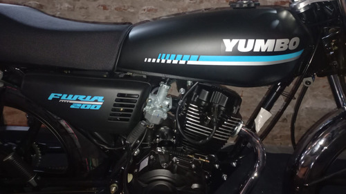 Yumbo Furia 200